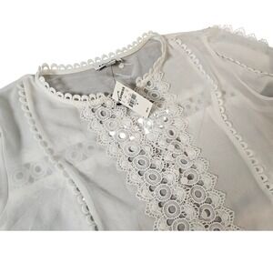 Express Crochet Lace Blouse Womens Medium White Sheer Boho Long Sleeve MFRP $80